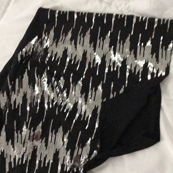 Sequence dress - Picture 3 of 4